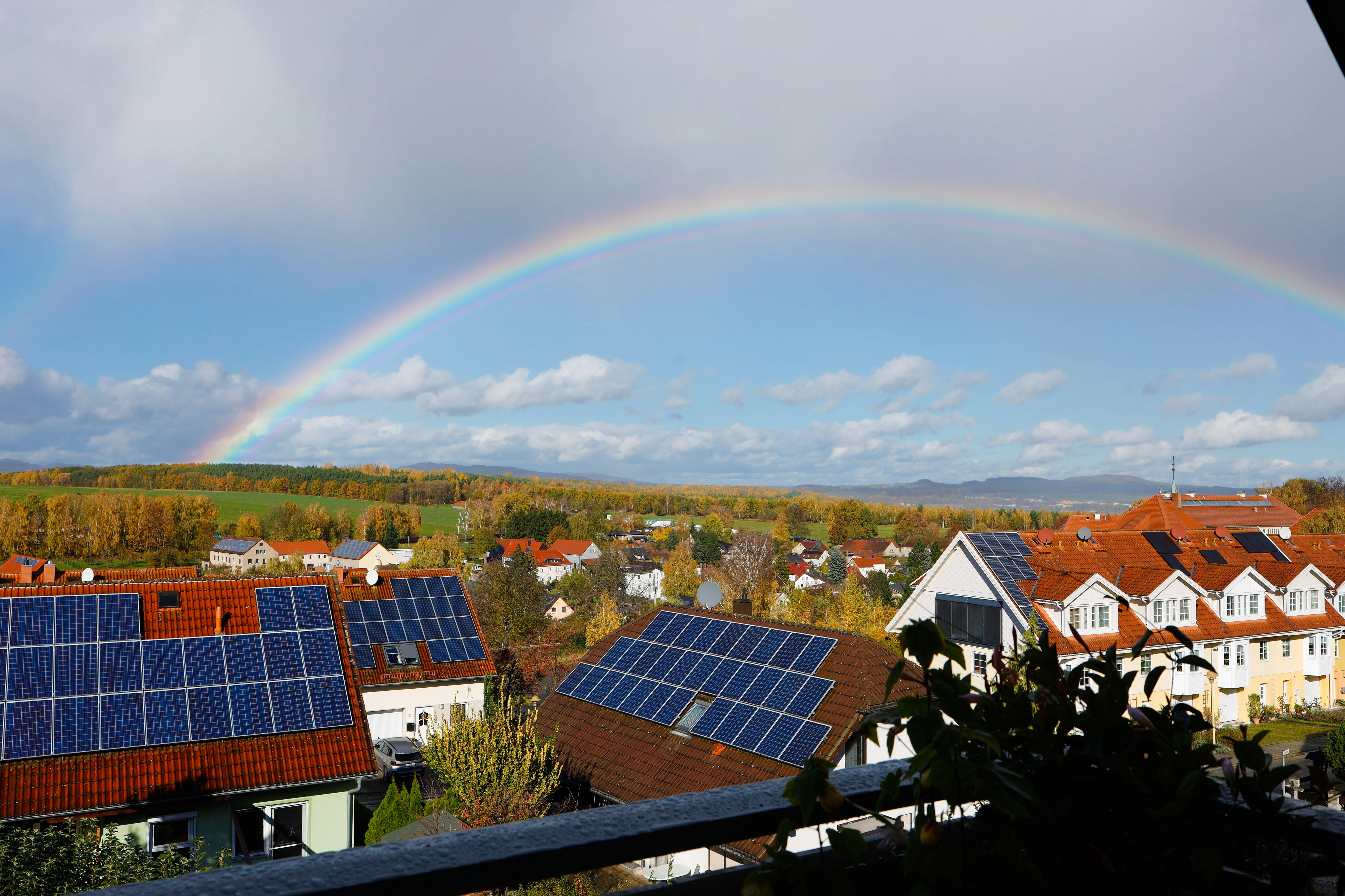 Residential & Commercial Solar, Battery Storage & EV Charger Plans — Designed for Permit Approval Across the USA & Canada